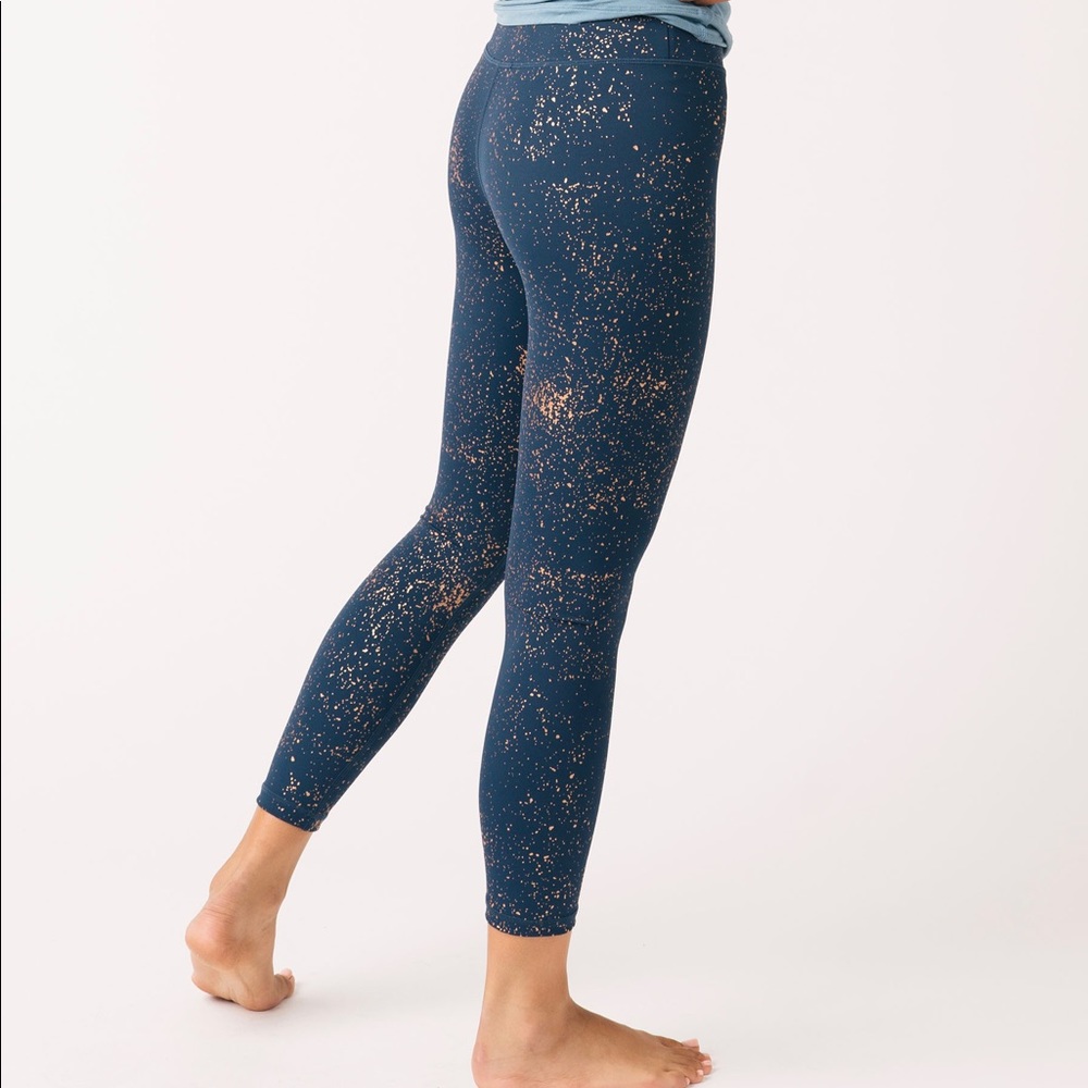Navy Stay Gold Light n Tight Hi-Rise 7/8 24" leggings size 8-10